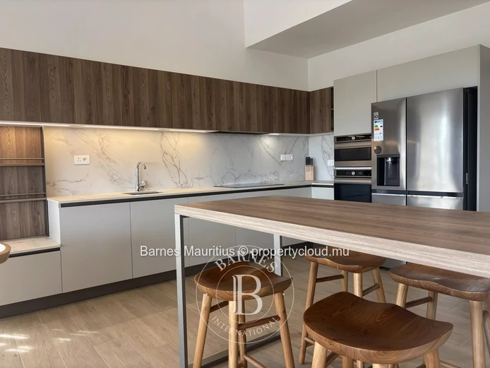 POINTE D'ESNY – Luxury Penthouse Overlooking Nature with Jacuzzi – 3 Bedrooms