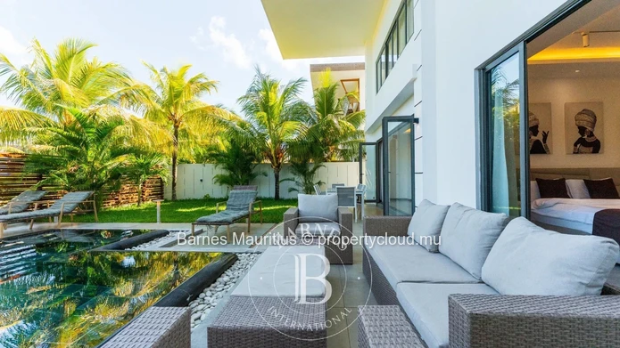 GRAND BAIE - Modern Villa with Pool - 4 Bedrooms