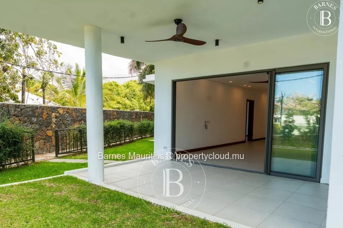 POINTE AUX CANONNIERS - Ground Floor Apartment - 3 Bedrooms