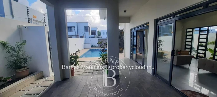 GRAND BAIE - Brand New 4-Bedroom House