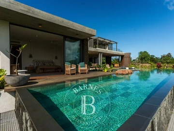 4 Bedroom Villa