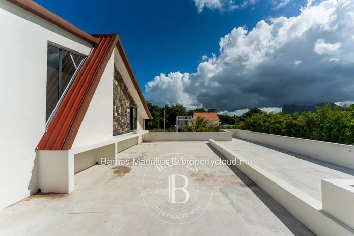 TRIANON - Beautiful Modern House for Sale - 3 Bedrooms