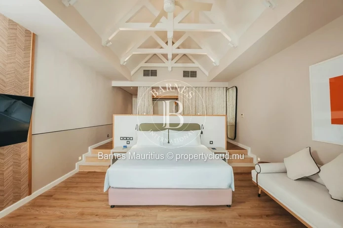 HAUTE RIVE - Beachfront hotel suites