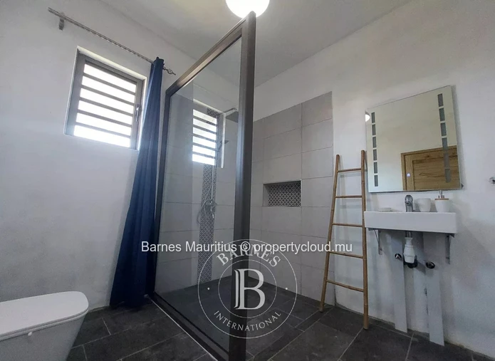 BEAU VALLON - Family House with Swimming Pool - 4 Bedrooms