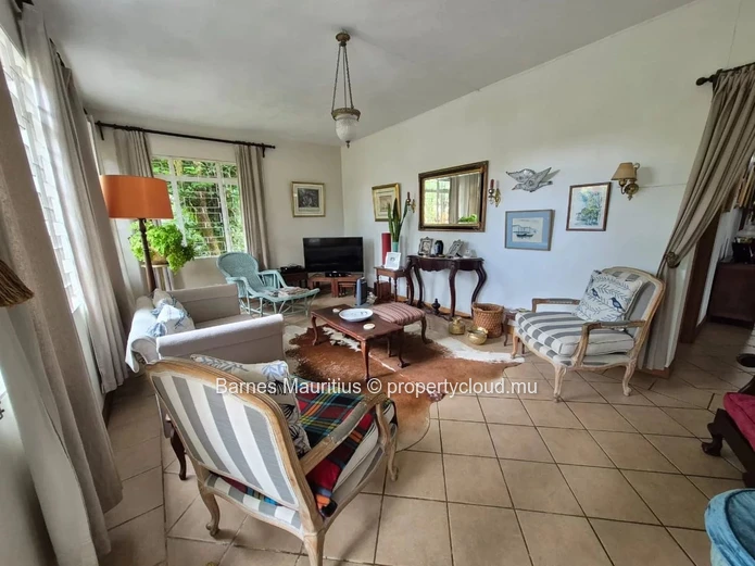CUREPIPE – Single-storey house with independent studio – 3 bedrooms