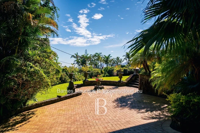 FLOREAL - Charming house with mountain views - 4 bedrooms