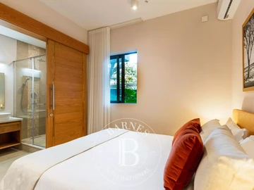 4 Bedroom Apartment