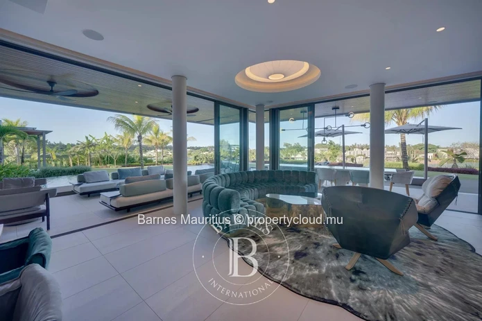 BEAU CHAMP – Luxurious golf-front villa with sea view – 5 bedrooms