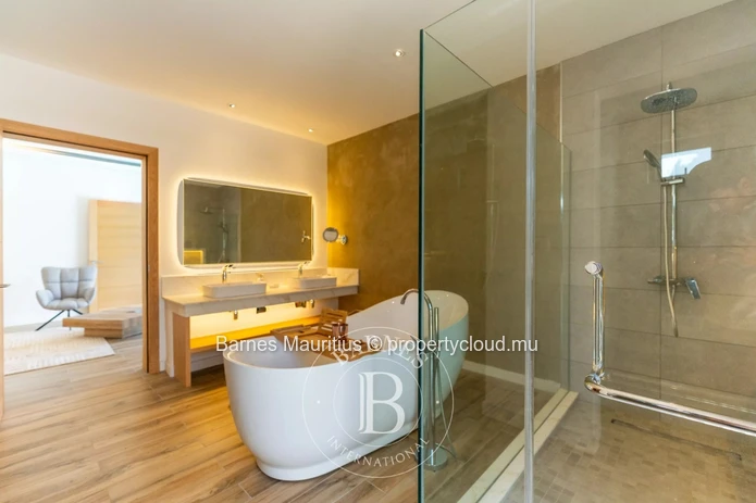 GRAND BAIE - Villa neuve - 4 chambres