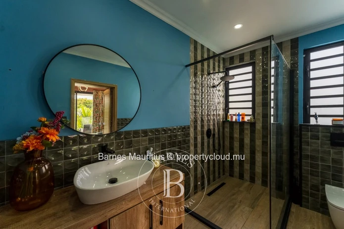 BALACLAVA - Family Home - 6 Bedrooms