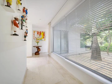 8 Bedroom Villa