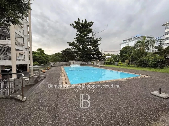BEAU BASSIN– Penthouse lumineux avec terrasse panoramique – 3 chambres