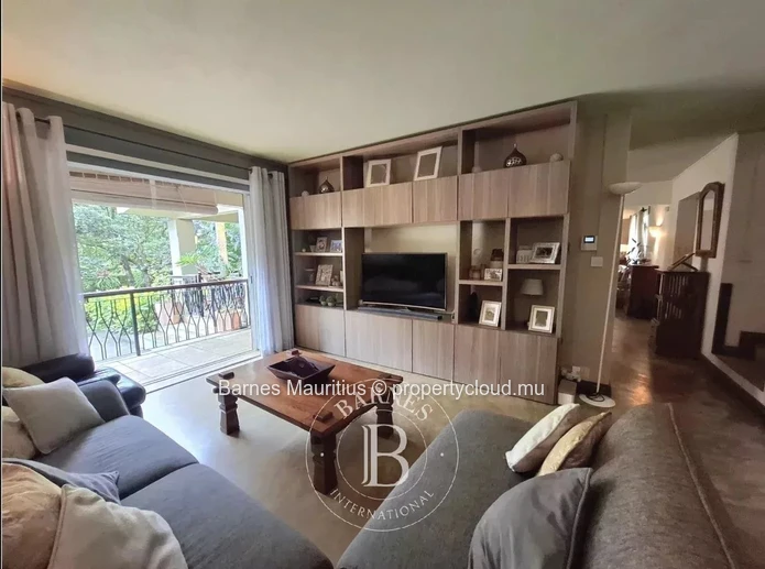 FLOREAL – Charming and Spacious Family Home - 3 Bedrooms