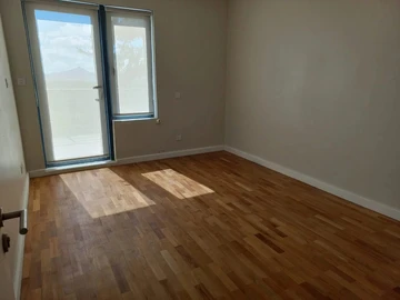 4 Bedroom Apartment