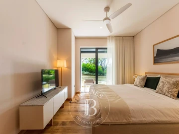 4 Bedroom Apartment