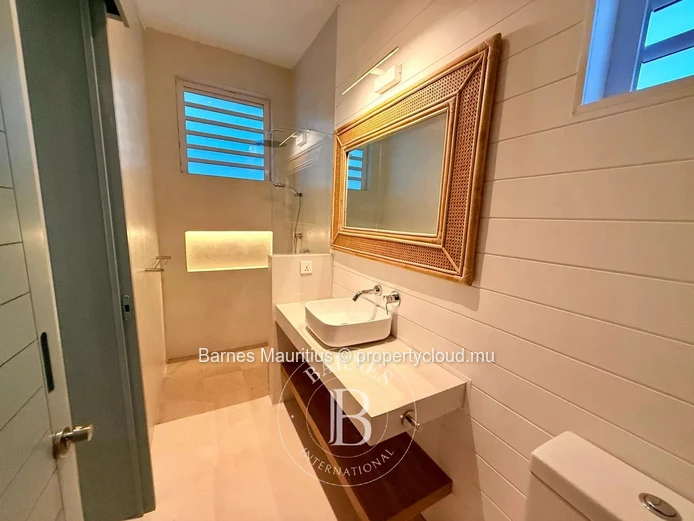 TAMARIN - Beachfront House - 3 Bedrooms