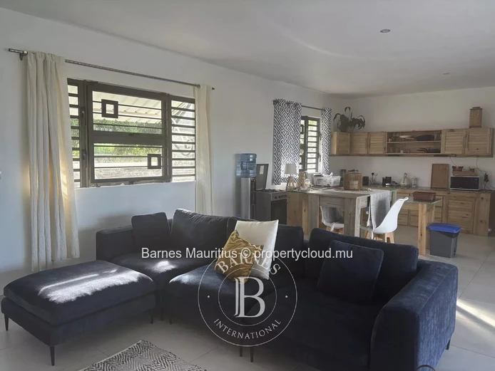 BEAU VALLON – Contemporary family home with pool - 4 bedrooms