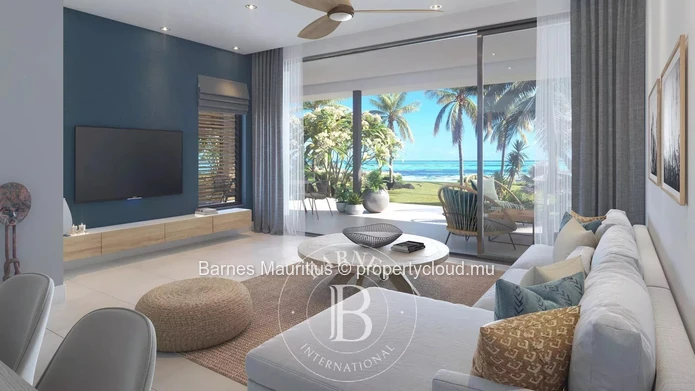 BLACK RIVER - Beachfront Apartment with Sea Views - 3 Bedrooms