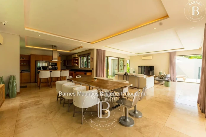 ANAHITA RESORT – Exceptional Villa with Panoramic Golf Views – 4 Bedrooms