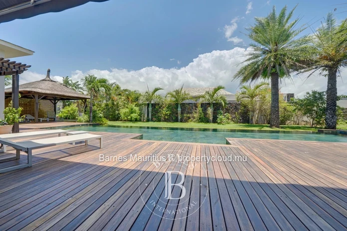 GRAND BAIE - Villa haut de gamme - 5 chambres