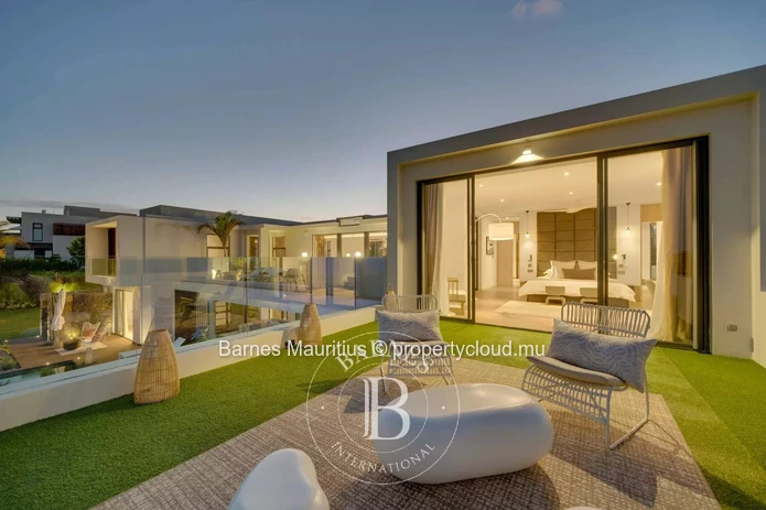BEAU CHAMP - Exceptional villa on the golf course - 5 bedrooms