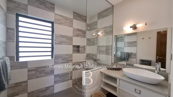 TAMARIN - Sea view Apartment - 3 bedrooms