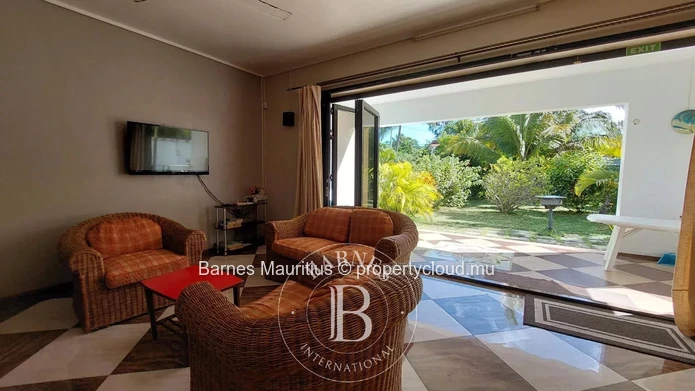 BAIN BOEUF - Semi-Detached Villas Near the Beach - 9 Bedrooms