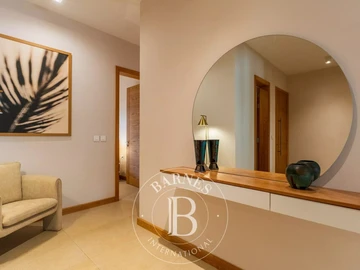 4 Bedroom Apartment