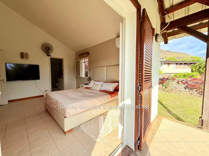 RIVIÈRE NOIRE - Exceptional Villa - 4 Bedrooms