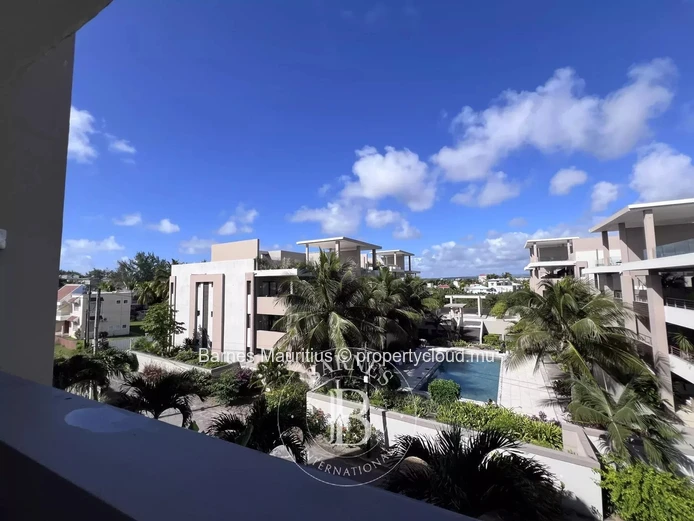 BAIN BOEUF – Penthouse with rooftop, pool, close to the beaches – 3 bedrooms