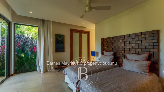 ANAHITA RESORT - Contemporary Villa with Golf