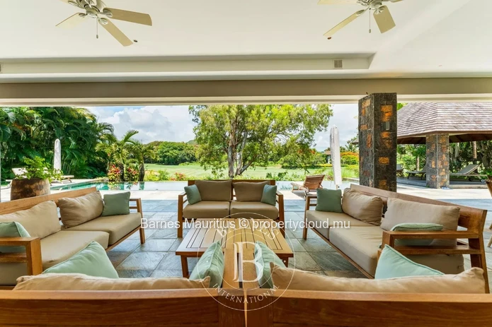 Anahita Golf Resort – 5-Bedroom Villa with Exceptional Golf Views