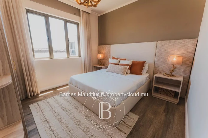 FLIC-EN-FLAC – Elegant 3-Bedroom Apartment