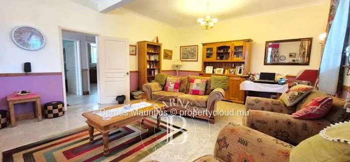 GRAND GAUBE - Spacious Family House with 6 Bedrooms