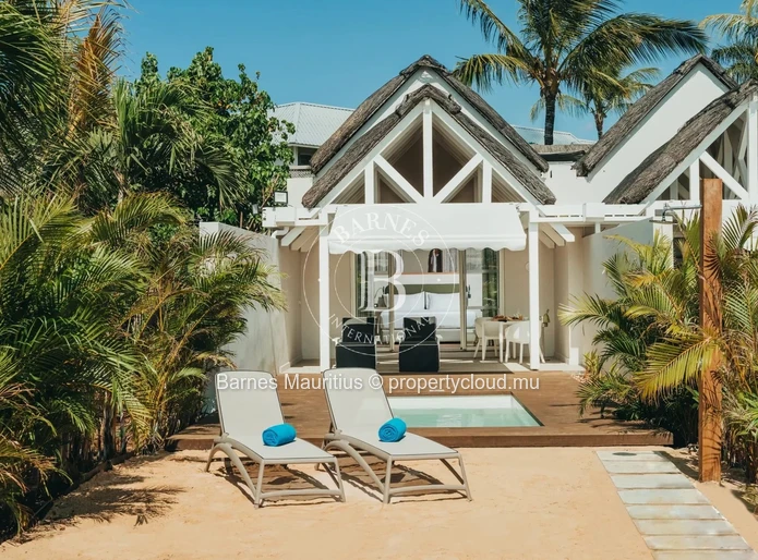 HAUTE RIVE - Beachfront hotel suites