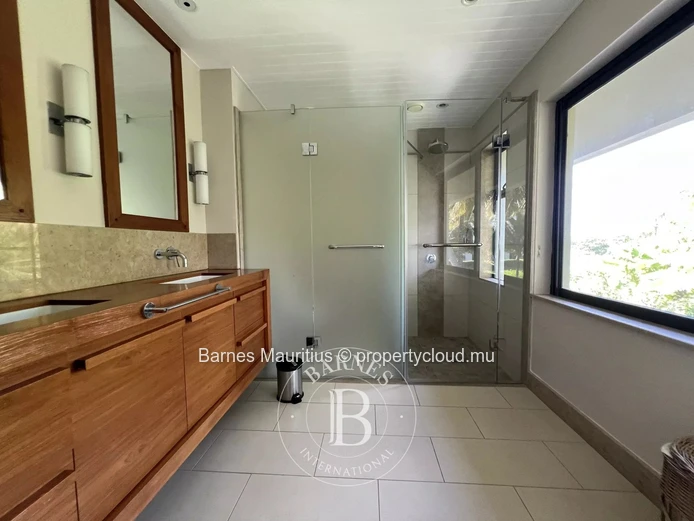 ANAHITA RESORT – Exceptional Sea View Villa – 5 Bedrooms