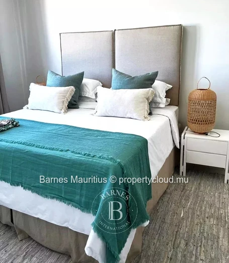 GRAND BAIE - Ultra-Luxury Penthouse - 3 Bedrooms