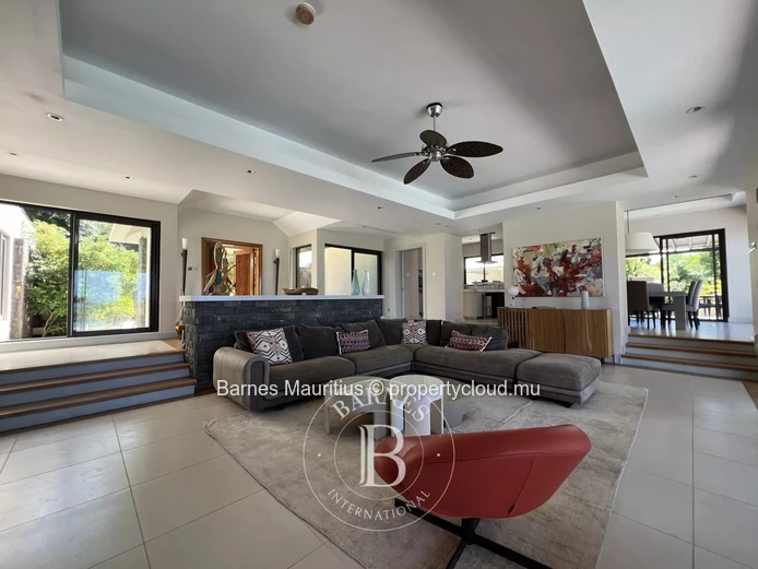 ANAHITA RESORT – Exceptional Sea View Villa – 5 Bedrooms