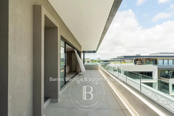 MONT CHOISY - Luxury Penthouse with Sea Views and Private Pool - 3 Bedrooms