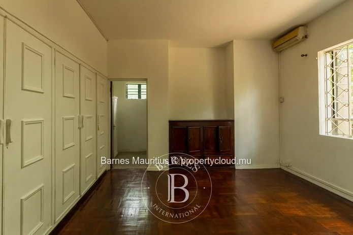 MOKA – Large Family House for Sale – 5 Bedrooms