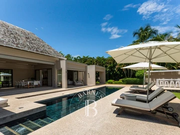 5 Bedroom Villa