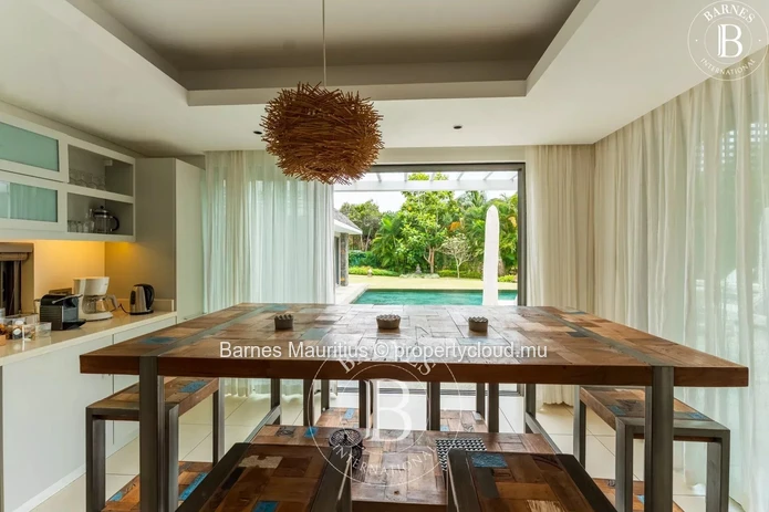 ANAHITA GOLF RESORT - Exceptional Villa 4 Bedrooms  with pool