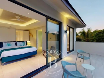5 Bedroom Villa