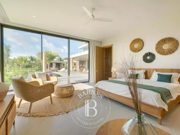 4 Bedroom Villa