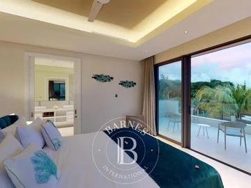 5 Bedroom Villa