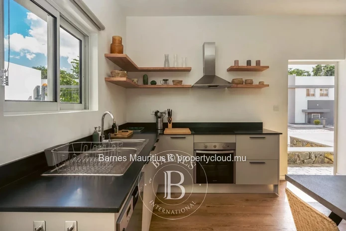 BLACK RIVER - Bright Duplex - 3 bedrooms