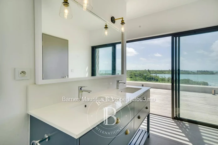 SAINT ANTOINE - Penthouse facing the sea - 3 bedrooms