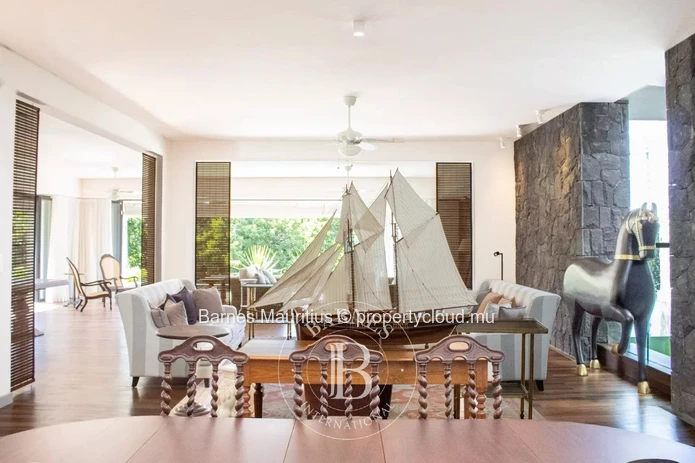 AZURI RESORT– Riverside Villa with Private Pontoon – 5 Bedrooms