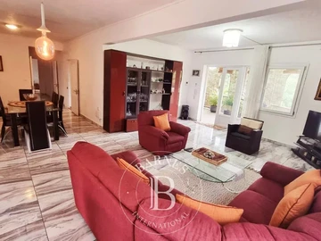 7 Bedroom Villa
