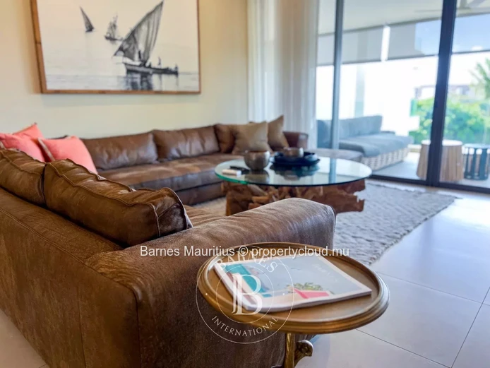 POINTE AUX CANONNIERS - Luxurious Penthouse with private deck and views - 3 bedrooms
